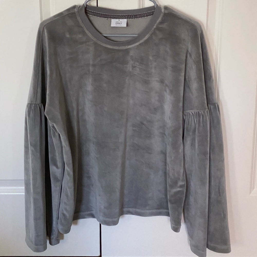 velvet grey shirt
